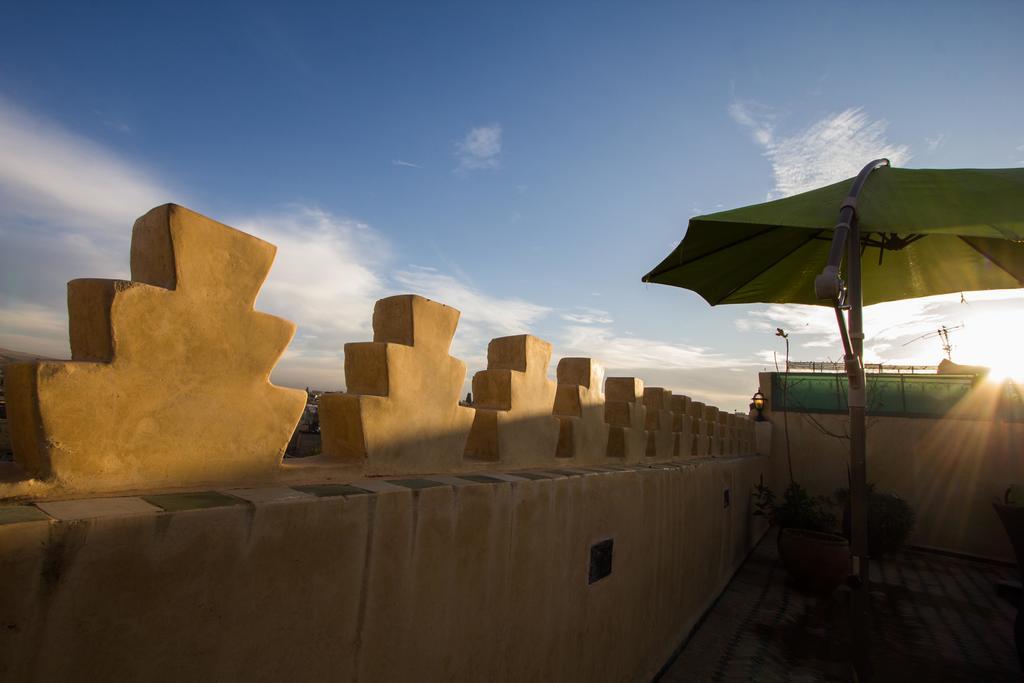 Riad Les Remparts De Fez Bagian luar foto