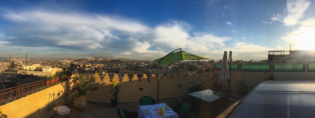 Riad Les Remparts De Fez Bagian luar foto