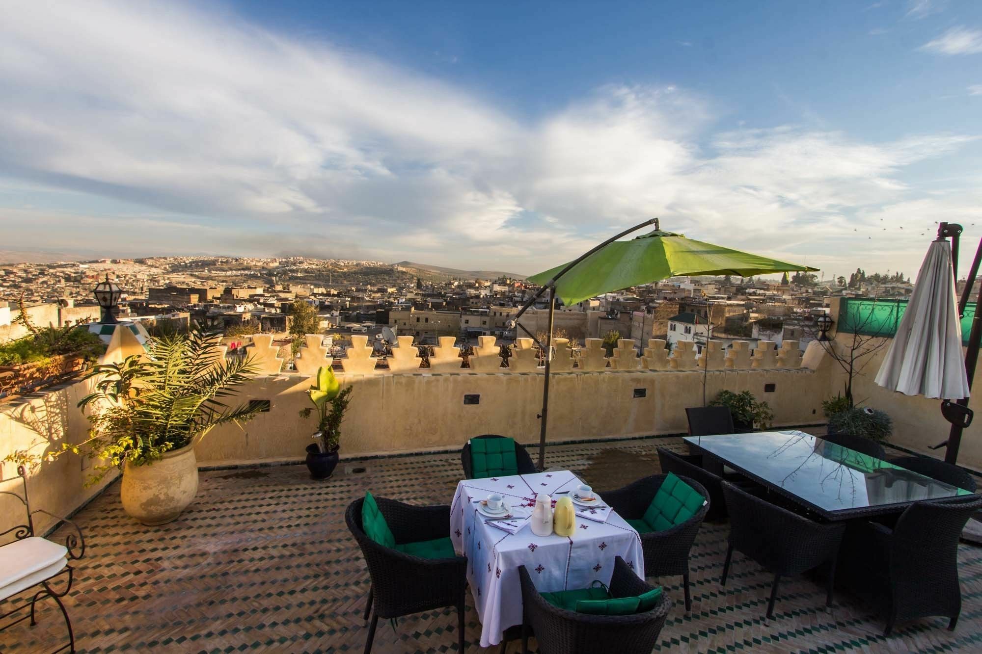 Riad Les Remparts De Fez Bagian luar foto