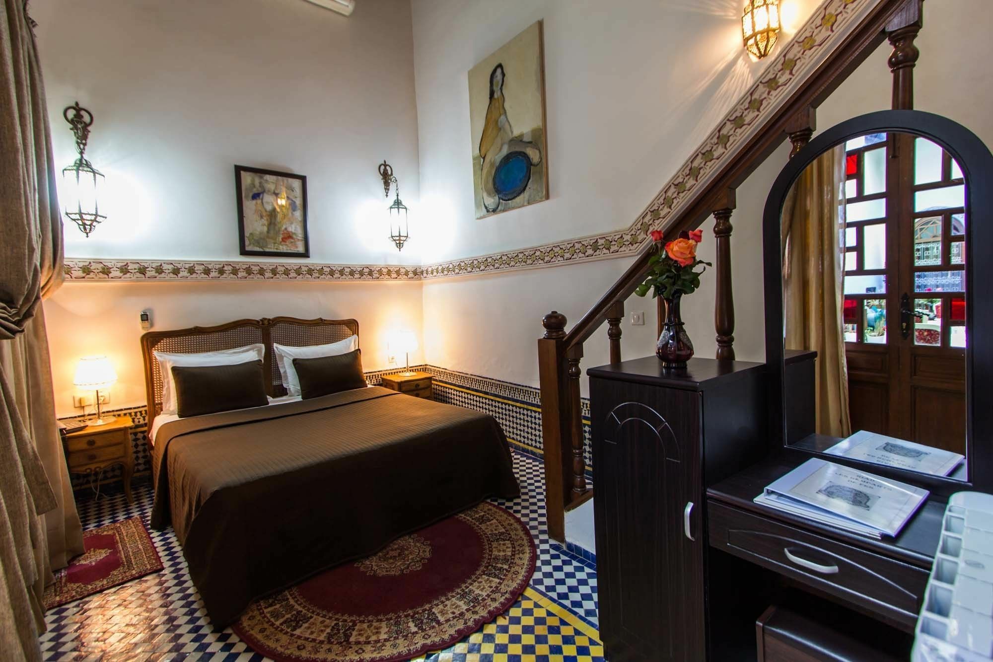 Riad Les Remparts De Fez Bagian luar foto