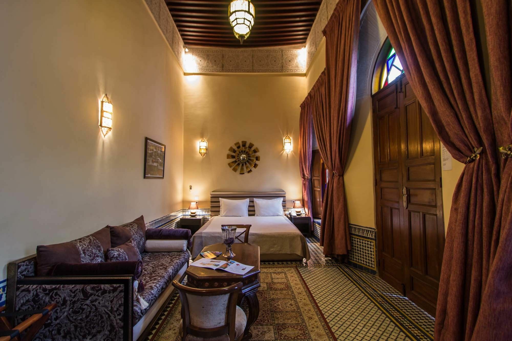 Riad Les Remparts De Fez Bagian luar foto