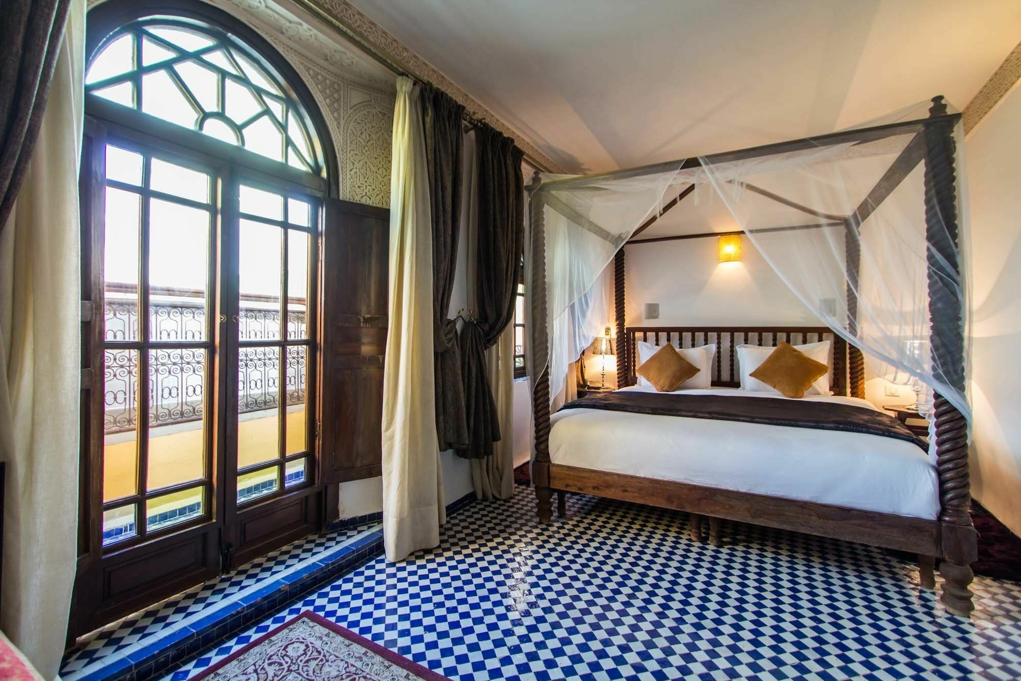 Riad Les Remparts De Fez Bagian luar foto