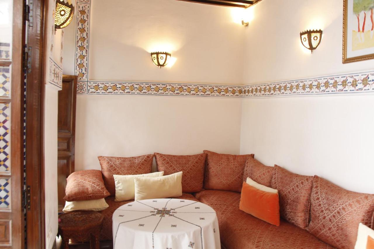 Riad Les Remparts De Fez Bagian luar foto